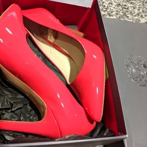 Vince Camuto pink leather heels